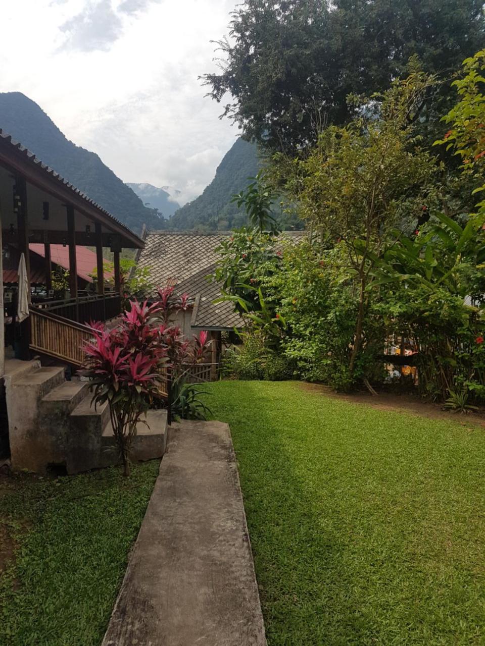 Lattanavongsa Guesthouse And Bungalows Ban Ngoy-Nua Exterior foto